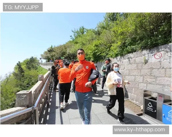 鲁媒分析洛佩斯伤情严重或缺席泰山队收官战整体表现未获认可引发关注 鲁媒分析洛佩斯伤情严重或缺席泰山队收官战整体表现未获认可引发关注